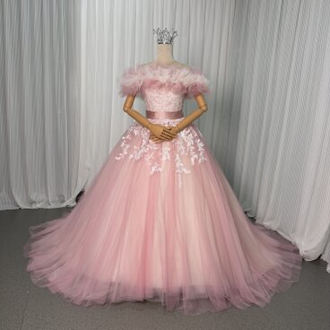 カラードレス 薄桃色 取り外しオフショルダー キラキラ光る刺繍 リーフ刺繍 ミニトレーン 編み上げ フレアスカート 花嫁