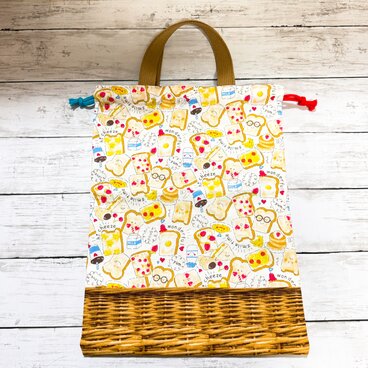 持ち手付き巾着袋　【smile食パン】