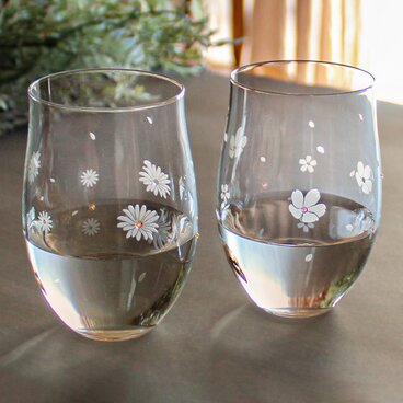 《送料無料》 お花のグラスシリーズ 【 お花舞う きらめきグラス 】 デイジー ・ 桜 ★名入れ加工対応品（有料）