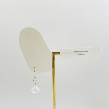 ー揺れるピアスー／SUS316Lｻｰｼﾞｶﾙｽﾃﾝﾚｽ／ｺﾞｰﾙﾄﾞ×ｸﾘｱ p010