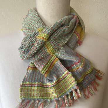 ひなあられのミニマフラー