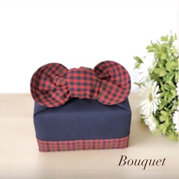 【リボンのお弁当袋】保冷保温　 ネイビー(ボトム(チェック(緑))×チェック(緑)　　ランチバッグ/洗える/入園入学