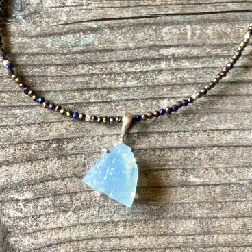 sv925☆Rough Aquamarine ラフロック アクアマリンのブラックスピネルネックレス