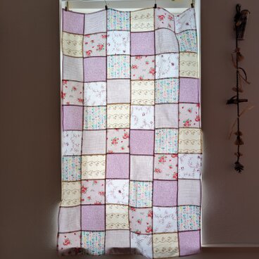 ★M様専用ページ★❤️大人のピンクインテリア❤️フェミニン❤️キュート❤️ランダムパッチワークカーテン