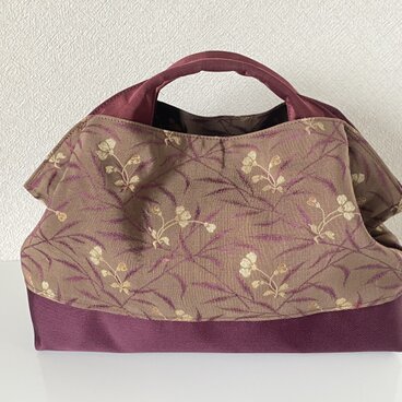 上品な花柄の帯バッグ（和モダン・ハンドメイド）