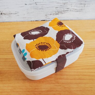 お弁当に！保冷剤ケース付きお弁当箱ゴムバンド ランチベルト フラワー