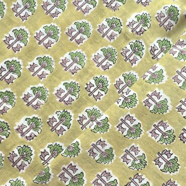 インド ブロックプリント生地 [50cm単位切売]サンガネリ グリーンフラワー on ヘナグリーン 花SA IF0478