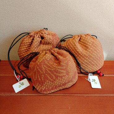 着物　絞りはまぐり巾着（ミニ）黄系