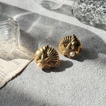 PA491-【 AVON 】エイボン・ヴィンテージピアス 1987 "Treasure Of The Sea"