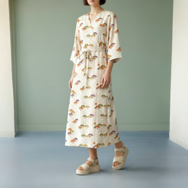 カシュクールワンピース【送料込み】着物リメイク　ホワイト