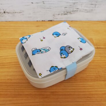 お弁当に！保冷剤ケース付きお弁当箱ゴムバンド ランチベルト  ペンギン