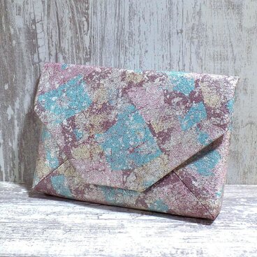 一点もの　数寄屋袋　クラッチバッグ　正絹赤色地製　「彩箔」　真綿箔　