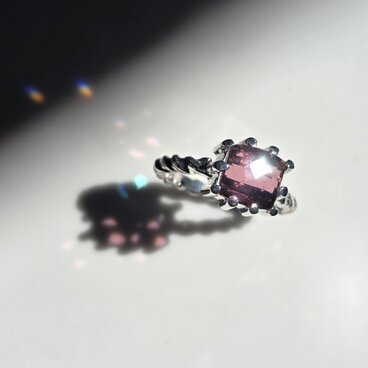 ピンク　トルマリン　2.9ct　チェッカーカット　10本ツメ留め　シルバーSV925リング