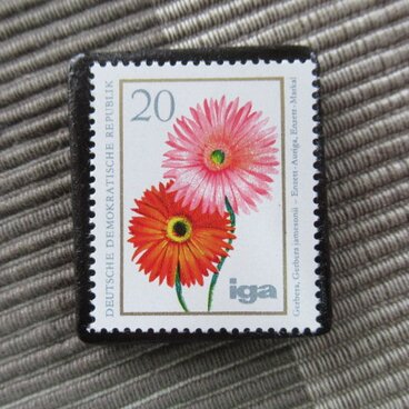 ドイツ　花切手ブローチ10838