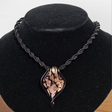 ステッチチェーンのロングネックレス(ブラック)