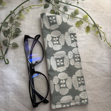 ハンドメイド♡メガネケース♡リネンドライフラワーハーブ柄♡♡普通タイプイプルヌビAのコピー