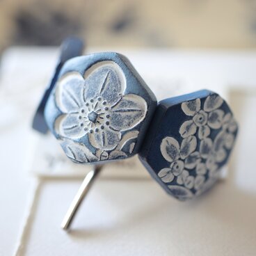 : : : 陶土の草花ポニーフック : : : 1442