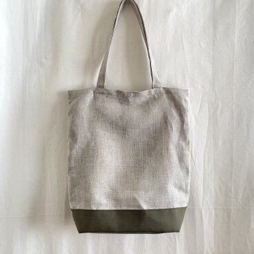 トートバッグ✴︎リネン✴︎カーキ✴︎マチ10センチ