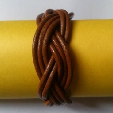 革紐のブレスレット