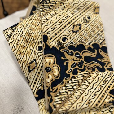 唯屋オリジナル　インドネシアバティック半幅帯