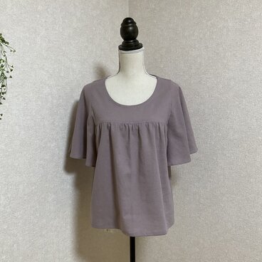 コットンリネン　ひらひら蝶々みたいなお袖のブラウス　グレイッシュピンク