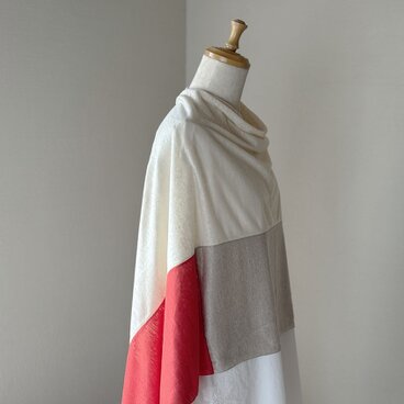 ベルギーリネン 3WAY  ポンチョストール［Tsumiki］　アイボリー/ナチュラル/レッド