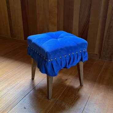 Swell Stool ~ｽｳｪﾙ･ｽﾂｰﾙ~ （豚革/サファイアブルー）