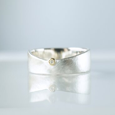Ridge Ring/Diamond