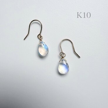《K10》ムーンストーン フックピアス｜青く輝く一粒｜上品 小粒 イエローゴールド