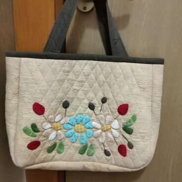 パッチワーク　トートバッグ　花