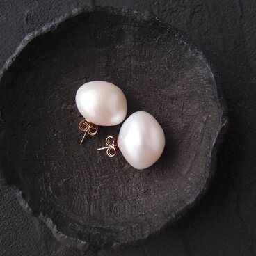 【K14gf】Big Baroque Pearl  Earrings／White・大粒バロックパール スタッドピアス 16mm