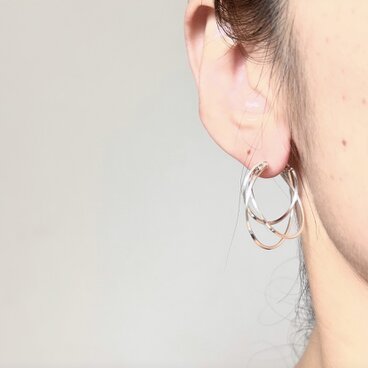 silver925 diagonal balance キャッチレス フープピアス