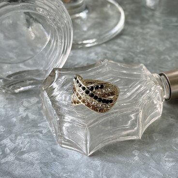 RA164-【 AVON 】エイボン・ヴィンテージリング 2000's 3 Color Crystal Gold Tone