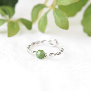 Twist Cuff（ネフライト）