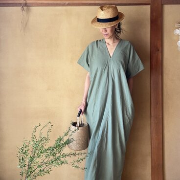 Extra Soft Cotton Tao Kaftan in Matcha / カフタンワンピース　