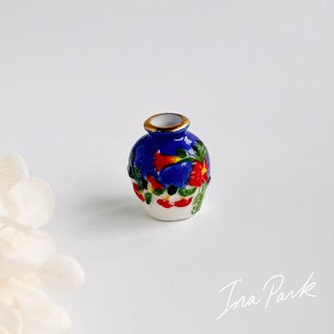 Longwy　ロンウィー　ベル・ド・ジュール　花の装飾花瓶のフェーブ　エナメル装飾陶器　フェーヴ　フランス製ミニチュア