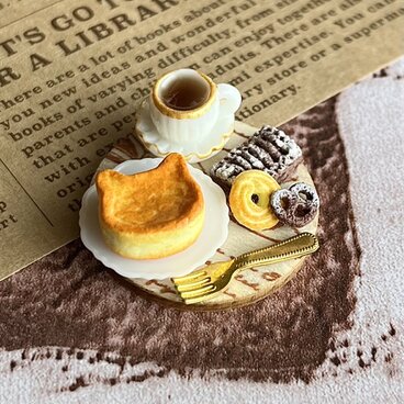 152 ＊ネコさんのチーズケーキセット＊　ミニチュアスイーツ　シルバニア　オビツ　フェイクフード　食品サンプル　YUMEmini