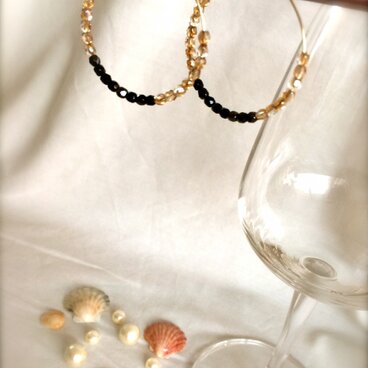 シャンパンゴールドとブラックのルーフピアス