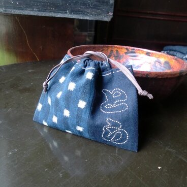 ねこらしかな刺し子袋