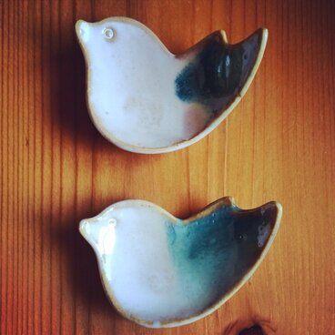 もえぎいろの小鳥の豆皿