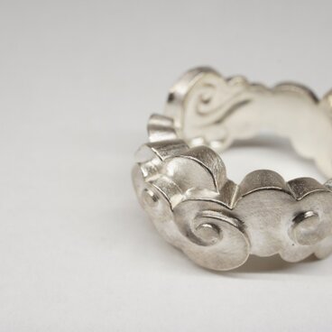 cloud ring "α"