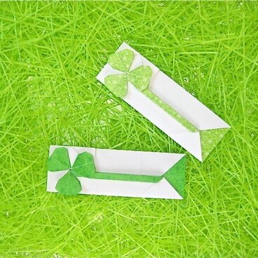 三葉のクローバーの箸袋