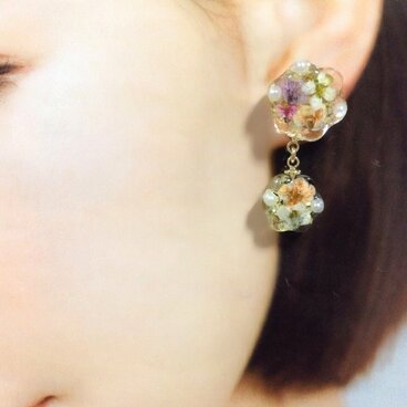 ☆送料無料☆お花2連ピアス