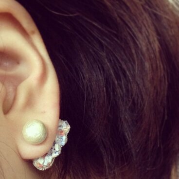 耳の羽根⑤コットンパールピアス付き/sold out