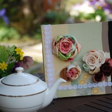 アンティークローズのスタンド