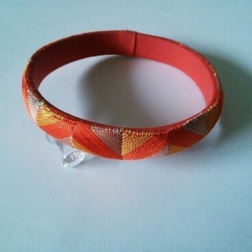 和naブレスレット（赤）