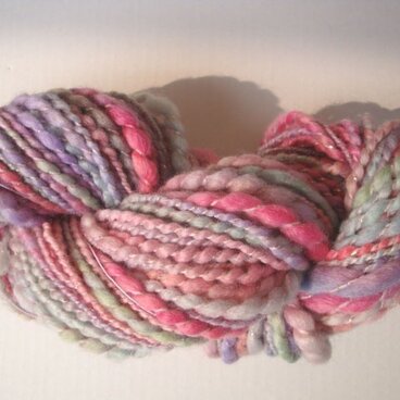 パステルグラデーションのツイストな糸