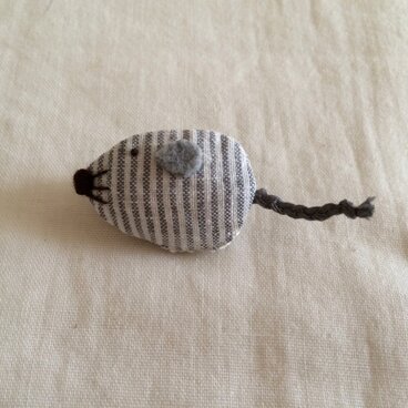 ねずみさんブローチ 1