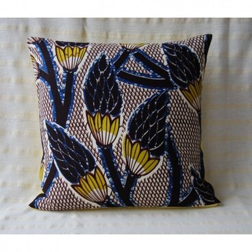アフリカンプリントのクッションカバー