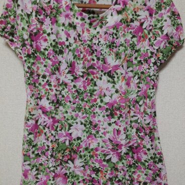 《予約販売》ピンクの花に、爽やかみどり